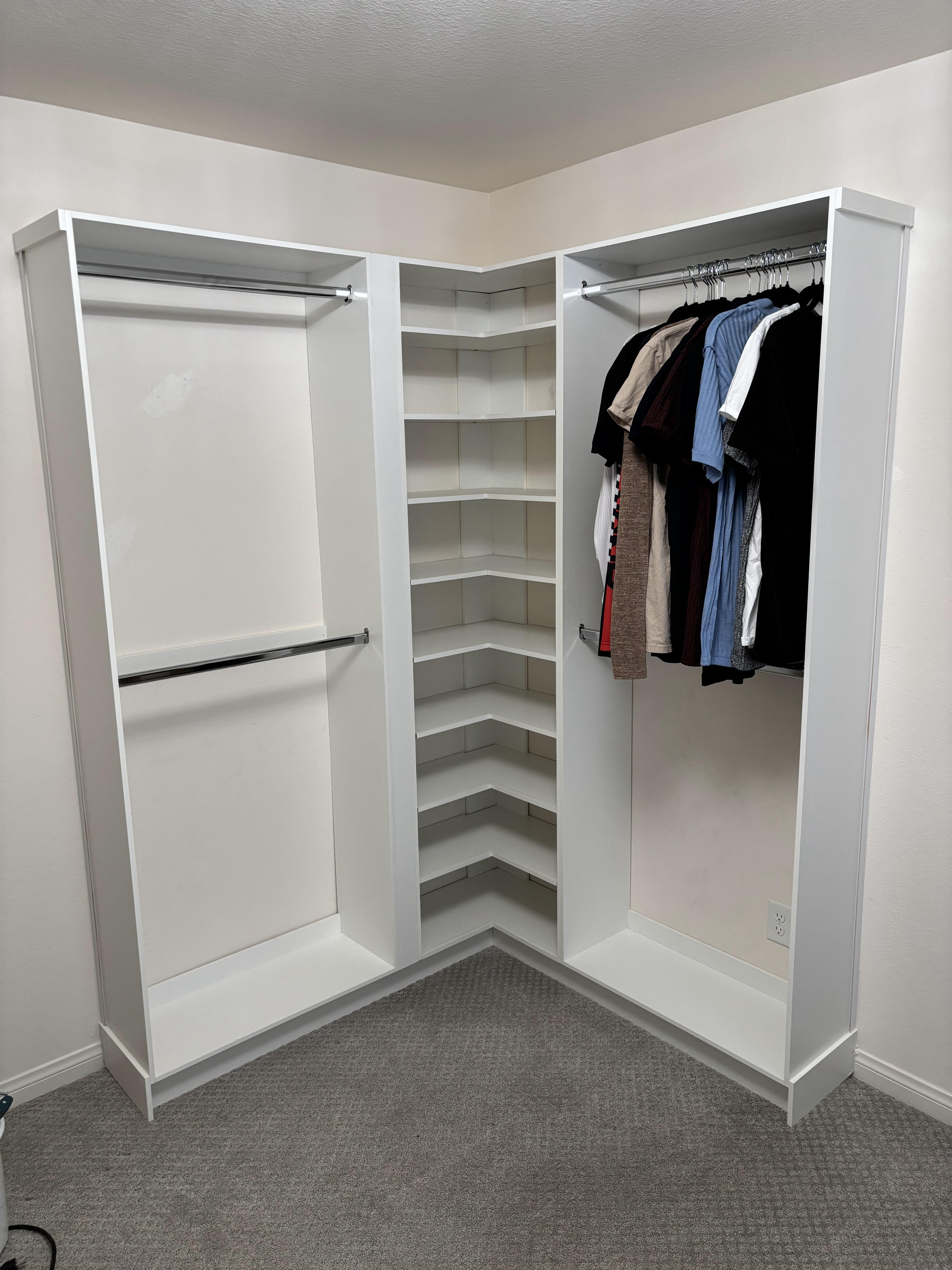 Small Corner Walk In Closet